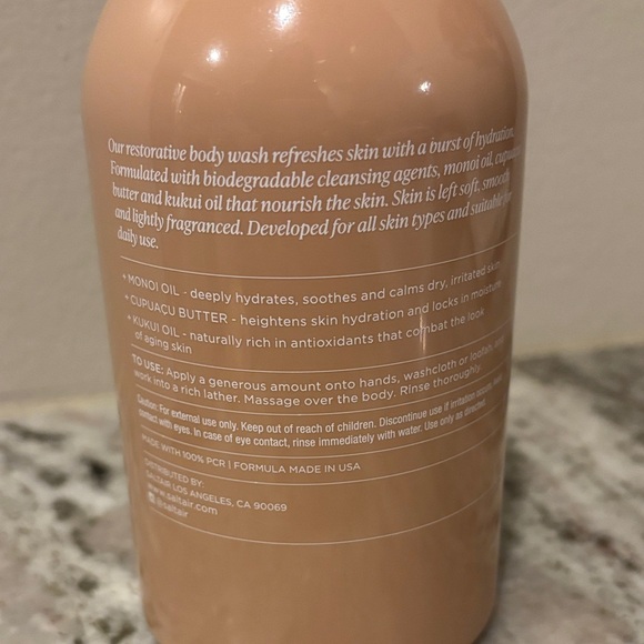 Santal Bloom Body Wash - Picture 4 of 4